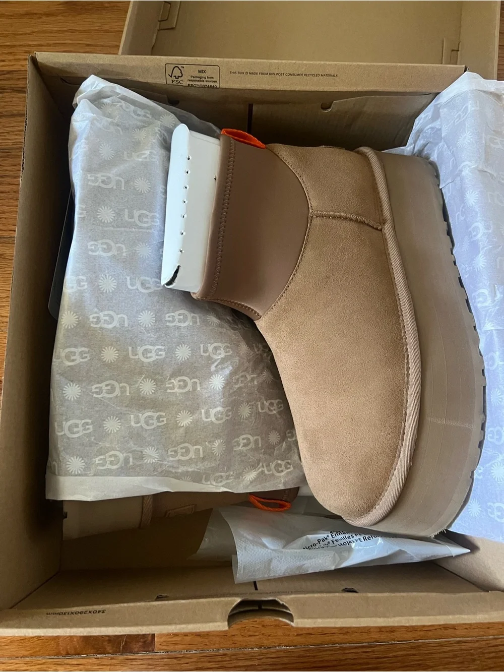 UGG Women's Tan Platform Chelsea Boot